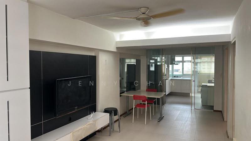 4 Holland Close, 4 Holland Close, Tanglin / Holland / Bukit Timah, 2 Bedrooms, 699 sqft, HDB Flat For Rent, by Jenny Chan, 24798825 - PropertyGuru.com.sg