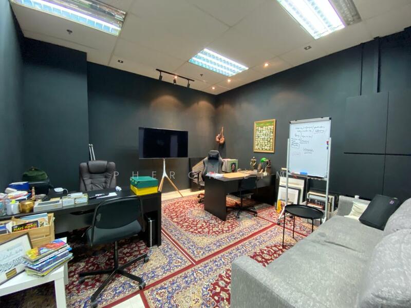Ubi Techpark, 60 Ubi Crescent, 2,465 sqft, Light Industrial (B1) For Sale, by Pheron Lim, 24799015 - CommercialGuru.com.sg