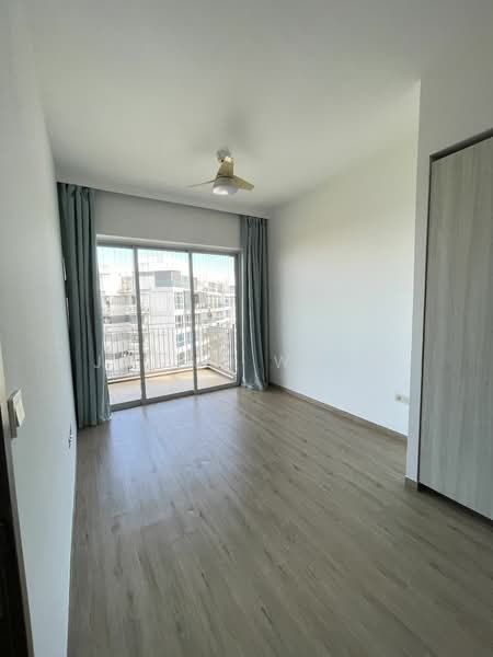 CityLife @ Tampines, 67 Tampines Central 7, 3 Bedrooms, 1,194 sqft, Executive Condominium For Rent, by Jonny Wang, 24799237 - Master room - PropertyGuru.com.sg