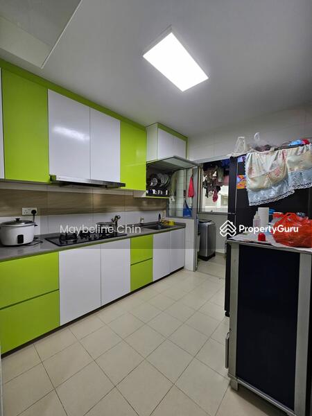 Kitchen and Service Yard