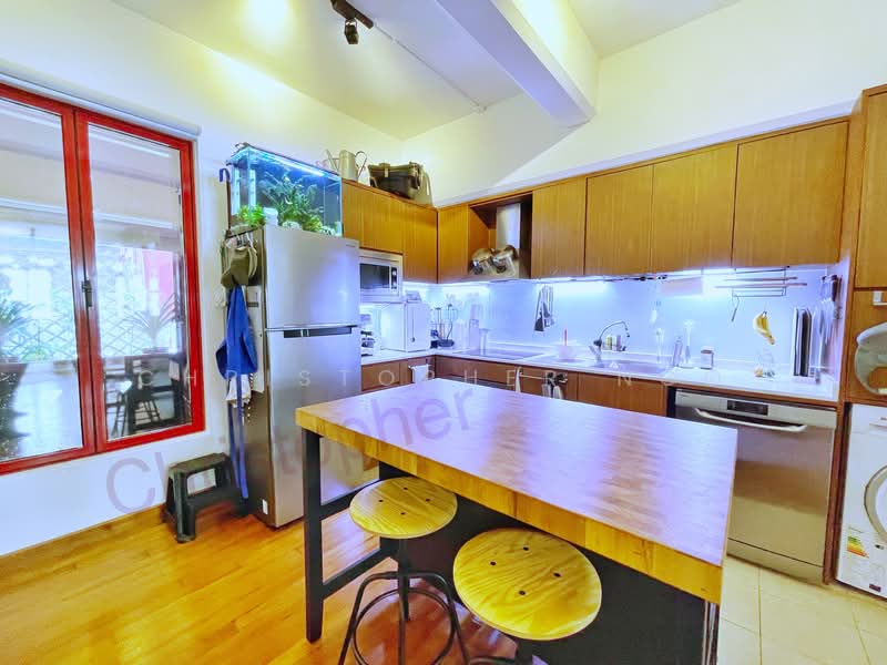 For Rent - AWARD WINNING CONSERVATION HOUSE 2 BEDDER @ MRT