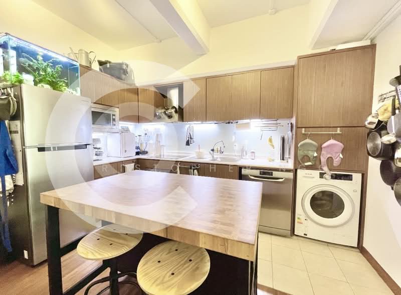 For Rent - AWARD WINNING CONSERVATION HOUSE 2 BEDDER @ MRT