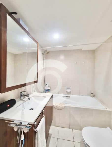 For Rent - AWARD WINNING CONSERVATION HOUSE 2 BEDDER @ MRT