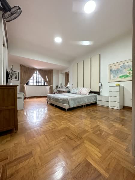 ★ 3 Storey Corner-Terrace ★ Create your dream home to fit your lifestyle perfectly! ★, Phillips Avenue, 6 Bedrooms, 3,800 sqft, Corner Terrace For Sale, by Benson Goh, 24800576 - PropertyGuru.com.sg