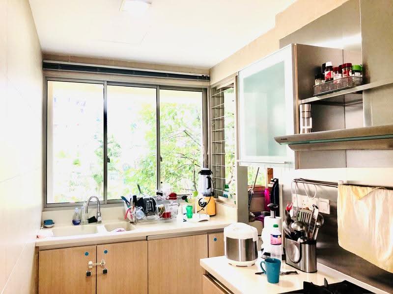 Tanglin Residences, 23 St Martin's Drive, Tanglin / Holland / Bukit Timah, 3 Bedrooms, 1,388 sqft, Condominium For Rent, by Florence Toh, 24801723 - PropertyGuru.com.sg