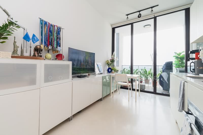 For Rent - The Crest