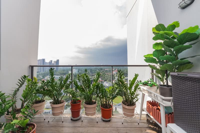 For Rent - The Crest