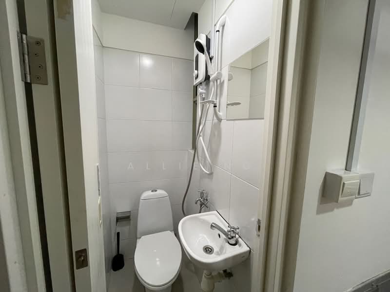Casa Merah, 66 Tanah Merah Kechil Avenue, Room Rental, 120 sqft, Condominium For Rent, by Allie Ng, 24803392 - PropertyGuru.com.sg