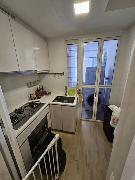 Forestville, 28 Woodlands Drive 16, 3 Bedrooms, 1,000 sqft, Executive Condominium For Rent, by KB Chong, 24803473 - PropertyGuru.com.sg