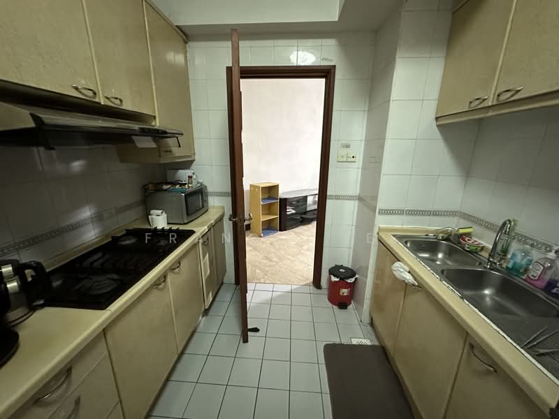 Parc Oasis, 51 Jurong East Avenue 1, Room Rental, 120 sqft, Condominium For Rent, by Francis Lee, 24803577 - PropertyGuru.com.sg