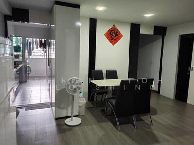 For Rent - 331B Anchorvale Street