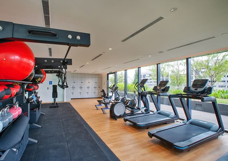 Woods Square, 12 Woodlands Square, 1,033 sqft, Office For Rent, by Eddie Hui (许成伟), 24807794 - CommercialGuru.com.sg