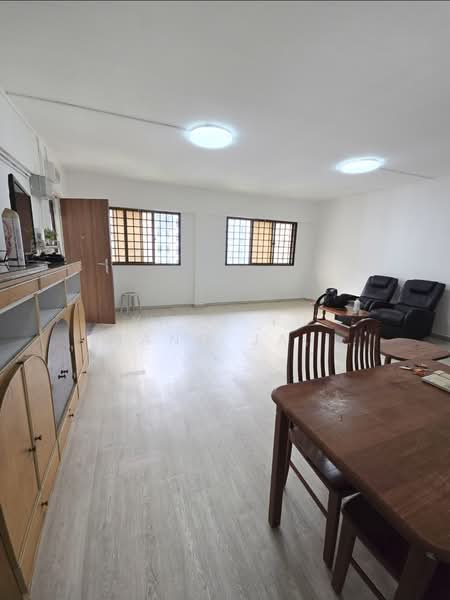 389 Yishun Avenue 6, 389 Yishun Avenue 6, 3 Bedrooms, 1,119 sqft, HDB Flat For Rent, by Yang Yu Qiang Jaraldmine, 24807832 - PropertyGuru.com.sg