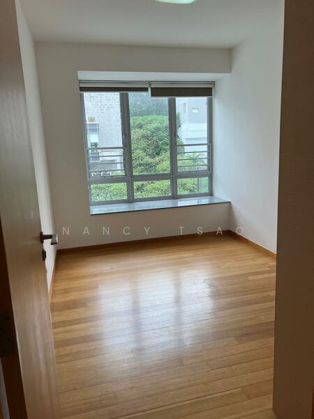 For Rent - 8 @ Mount Sophia