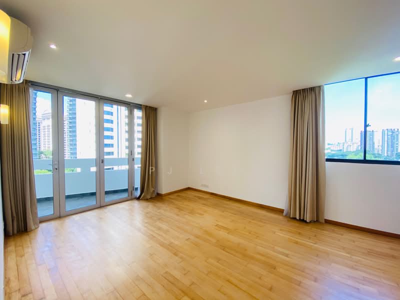 One Chatsworth, 1 Chatsworth Road, 5 Bedrooms, 3300 sqft, N SALE, by PJ