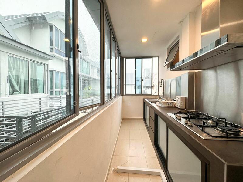 Carabelle, 65 West Coast Way, Room Rental, 150 sqft, Condominium For Rent, by Victoria Ling, 24809255 - PropertyGuru.com.sg