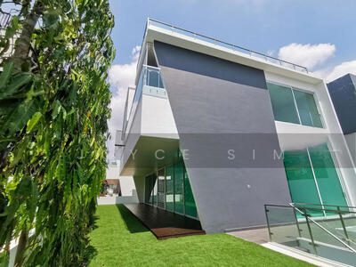 For Sale - Modern, Squarish, Elevated Detached House