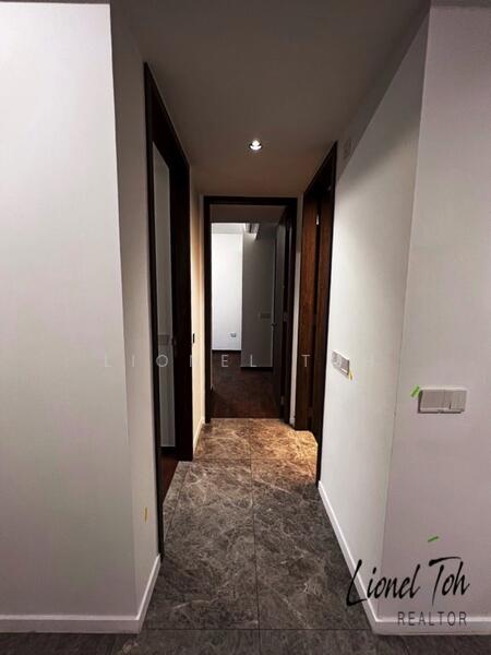District 8, The M Condo, Corridor, Lionel Toh Realtor