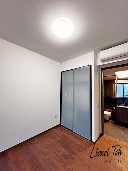 District 8, The M Condo, Master bedroom, Lionel Toh Realtor