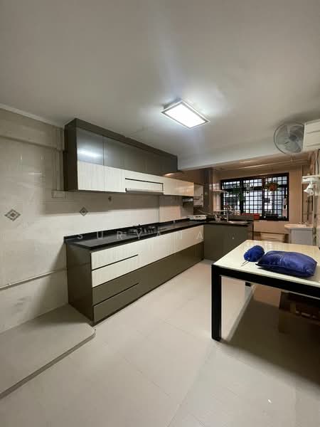 15 Ghim Moh Road, 15 Ghim Moh Road, 3 Bedrooms, 882 sqft, HDB Flat For Rent, by Suryana Suryana, 24810706 - PropertyGuru.com.sg