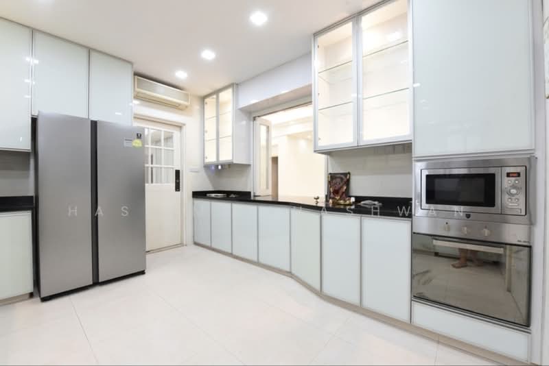 Regency Park, 3 Nathan Road, 4 Bedrooms, 3,650 sqft, Condominium For Rent, by Hashim Bahashwan, 24811126 - PropertyGuru.com.sg
