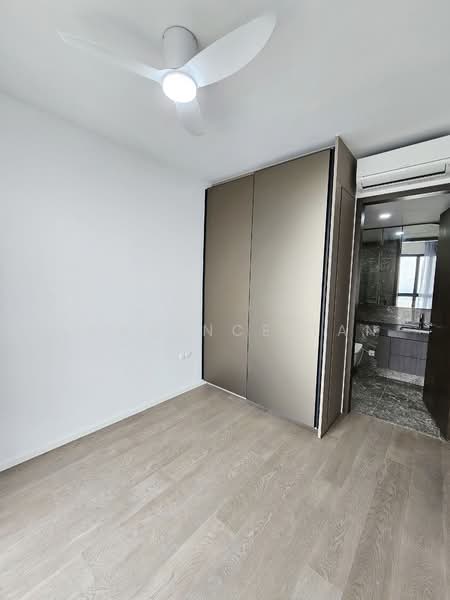 Avenue South Residence, 13 Silat Avenue, 2 Bedrooms, 689 sqft, Condominium For Rent, by Lawrence Tan, 24811369 - PropertyGuru.com.sg