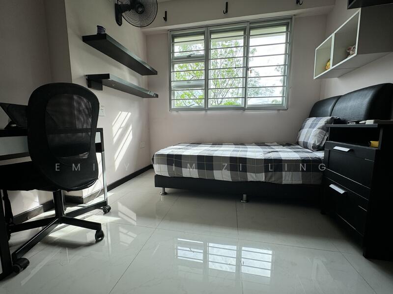 For Rent - 574B Woodlands Glen