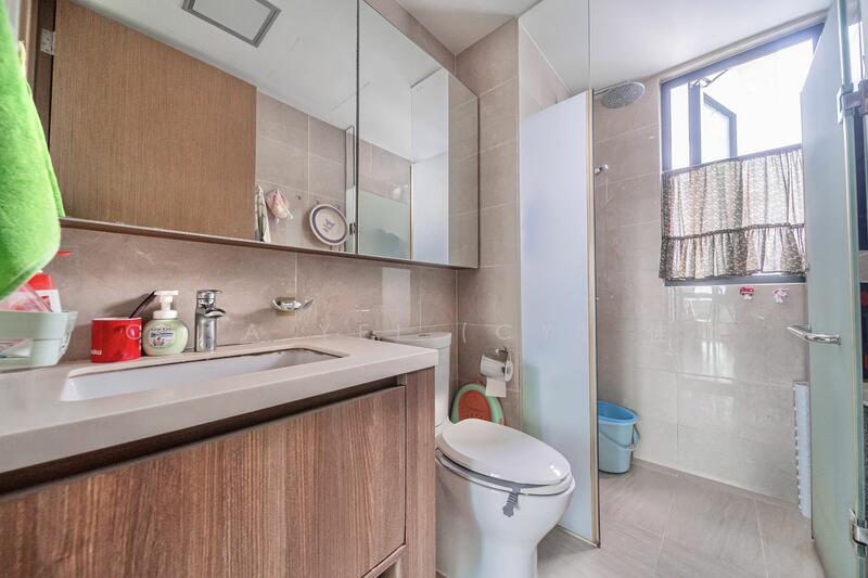 For Sale - Kingsford Waterbay