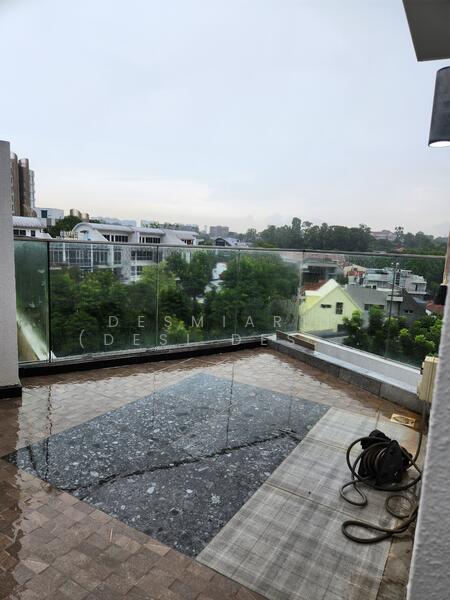 For Sale - 52 Stevens