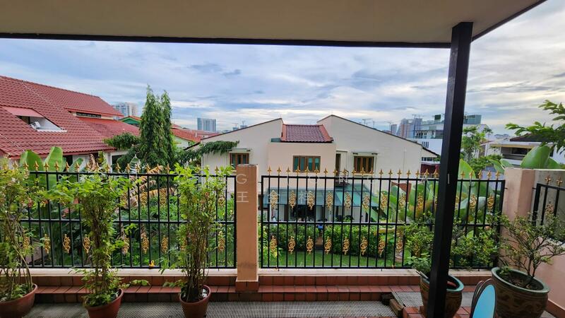 Serangoon Garden Estate, Burghley Drive, 3 Bedrooms, 1,800 sqft, Semi-Detached House For Sale, by Jon Ong (Onglai) 王金祥, 24813815 - PropertyGuru.com.sg