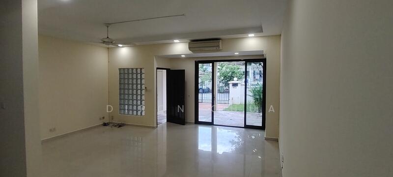 82A Yuk Tong Avenue, Yuk Tong Avenue, 4 Bedrooms, 2,936 sqft, Terraced House For Rent, by Diron Chua, 24814068 - PropertyGuru.com.sg