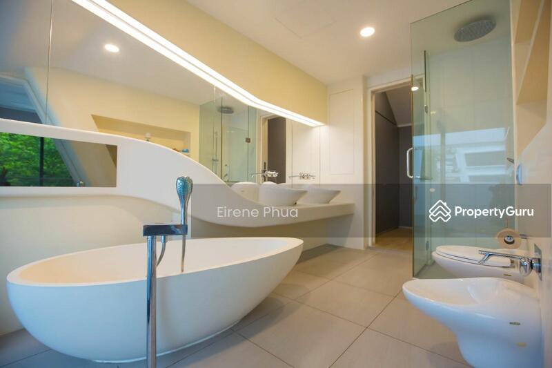 Master bedroom bath