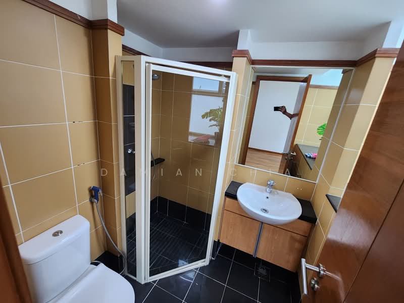 Changi Rise Condo, 18 Simei Rise, 4 Bedrooms, 1,497 sqft, Condominium For Rent, by Damian Chia, 24815074 - PropertyGuru.com.sg