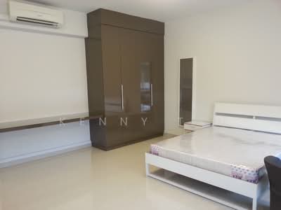 For Rent - Lakepoint Condo