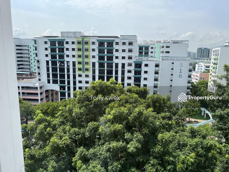 For Sale - 895B Woodlands Drive 50