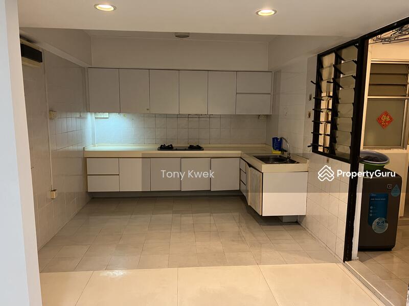 For Sale - 895B Woodlands Drive 50