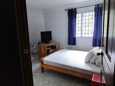 For Rent - 211 Serangoon Avenue 4