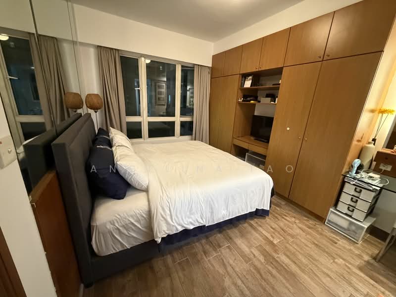 Burlington Square, 175 Bencoolen Street, 2 Bedrooms, 840 sqft, Apartment For Sale, by Angelina Tao, 24818206 - PropertyGuru.com.sg