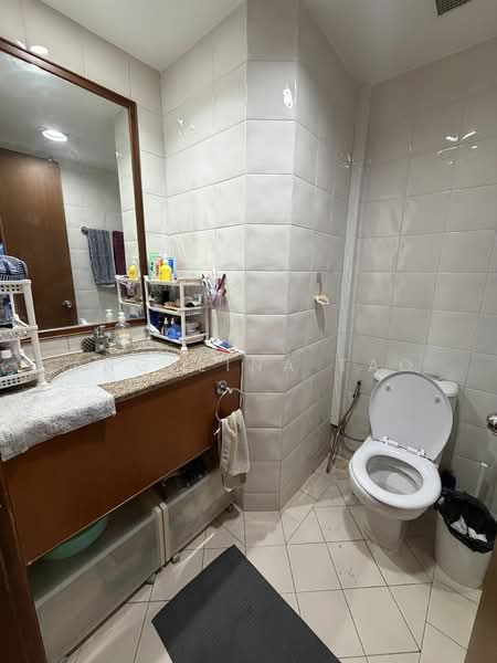 Burlington Square, 175 Bencoolen Street, 2 Bedrooms, 840 sqft, Apartment For Sale, by Angelina Tao, 24818206 - PropertyGuru.com.sg