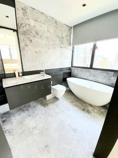 OUE Twin Peaks, 33 Leonie Hill Road, Orchard / River Valley, 2 Bedrooms, 1,055 sqft, Condominium For Rent, by Evelyn Fang, 24818334 - PropertyGuru.com.sg