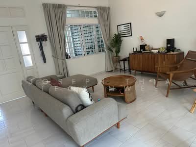 For Rent - Jalan pacheli terrace house