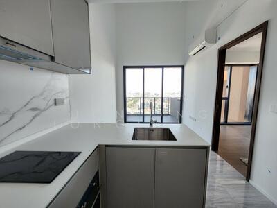 For Sale - Parc Esta