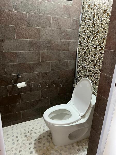 For Rent - 9 Holland Avenue