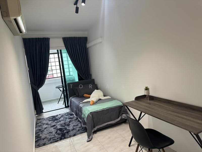Ivory Heights, 122 Jurong East Street 13, Boon Lay / Jurong / Tuas, Room Rental, 150 sqft, Condominium For Rent, by Victoria Ling, 24821938 - PropertyGuru.com.sg