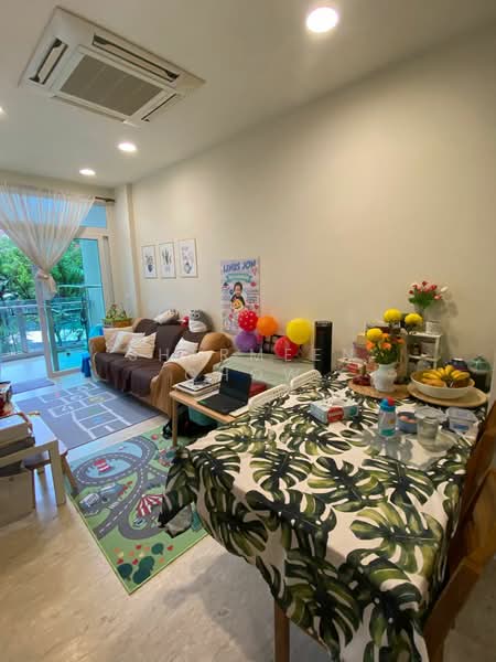 Cardiff Residence, 103 Cardiff Grove, 2 Bedrooms, 603 sqft, Condominium For Rent, by Shermeen Chow, 24823008 - PropertyGuru.com.sg
