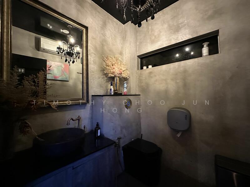 Rare Tanjong Pagar Shophouse, Tanjong Pagar Road, Chinatown / Tanjong Pagar, 1,636 sqft, Shop / Shophouse For Sale, by Timothy Choo Jun Hong, 24824367 - CommercialGuru.com.sg