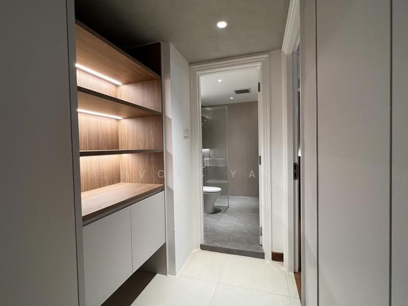 Rare Chinatown Heritage Shophouse Home — Just 5 Mins to MRT, Mosque Street, Chinatown / Tanjong Pagar, 3 Bedrooms, 1,430 sqft, Apartment For Rent, by Evone Yap, 24825511 - PropertyGuru.com.sg