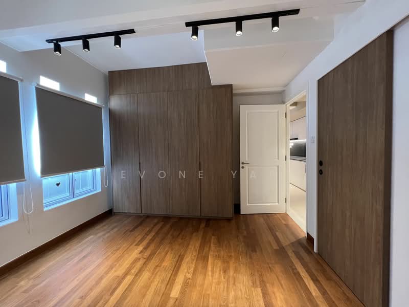 Rare Chinatown Heritage Shophouse Home — Just 5 Mins to MRT, Mosque Street, Chinatown / Tanjong Pagar, 3 Bedrooms, 1,430 sqft, Apartment For Rent, by Evone Yap, 24825511 - PropertyGuru.com.sg