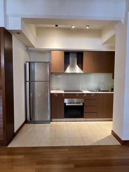 Rare Chinatown Heritage Shophouse Home — Just 5 Mins to MRT, Mosque Street, Chinatown / Tanjong Pagar, 2 Bedrooms, 910 sqft, Apartment For Rent, by Evone Yap, 24825790 - PropertyGuru.com.sg