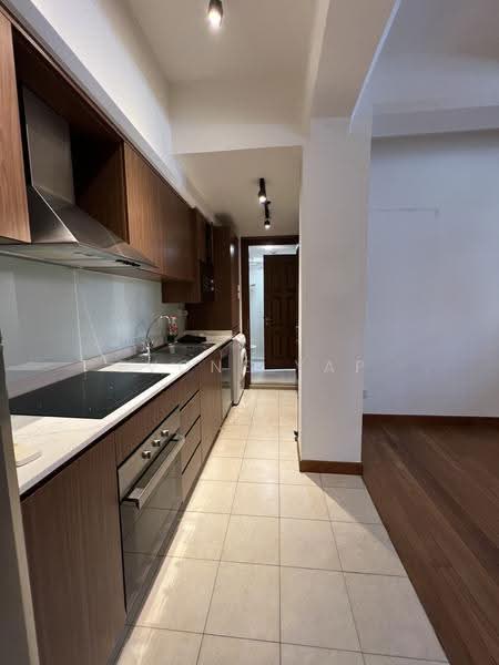 Rare Chinatown Heritage Shophouse Home — Just 5 Mins to MRT, Mosque Street, Chinatown / Tanjong Pagar, 2 Bedrooms, 910 sqft, Apartment For Rent, by Evone Yap, 24825790 - PropertyGuru.com.sg